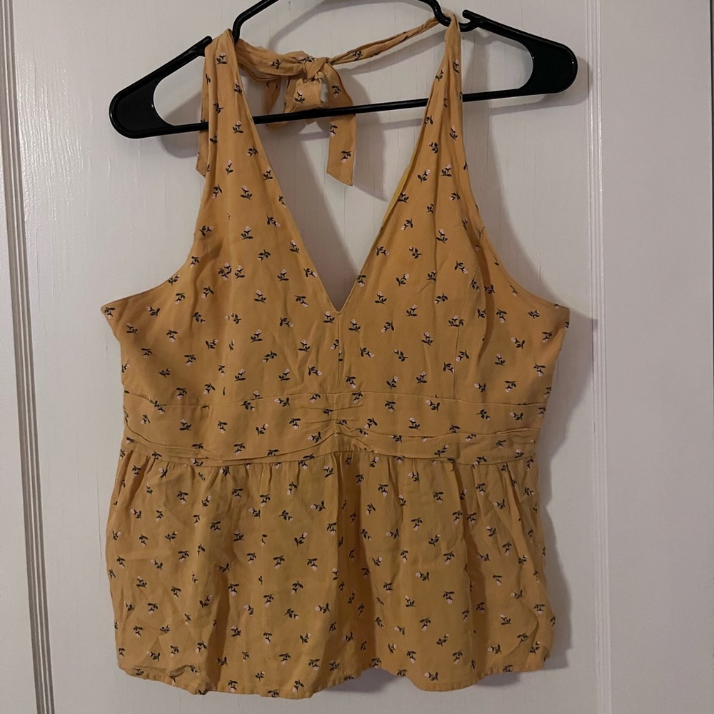 American Eagle Floral Halter Top